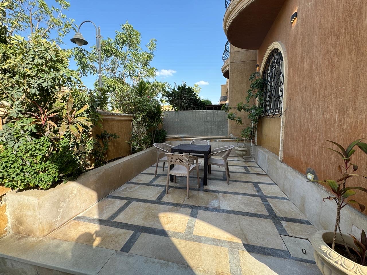 توين هاوس 4 غرف للبيع في West Gate Compound 6 أكتوبر — صورة 6