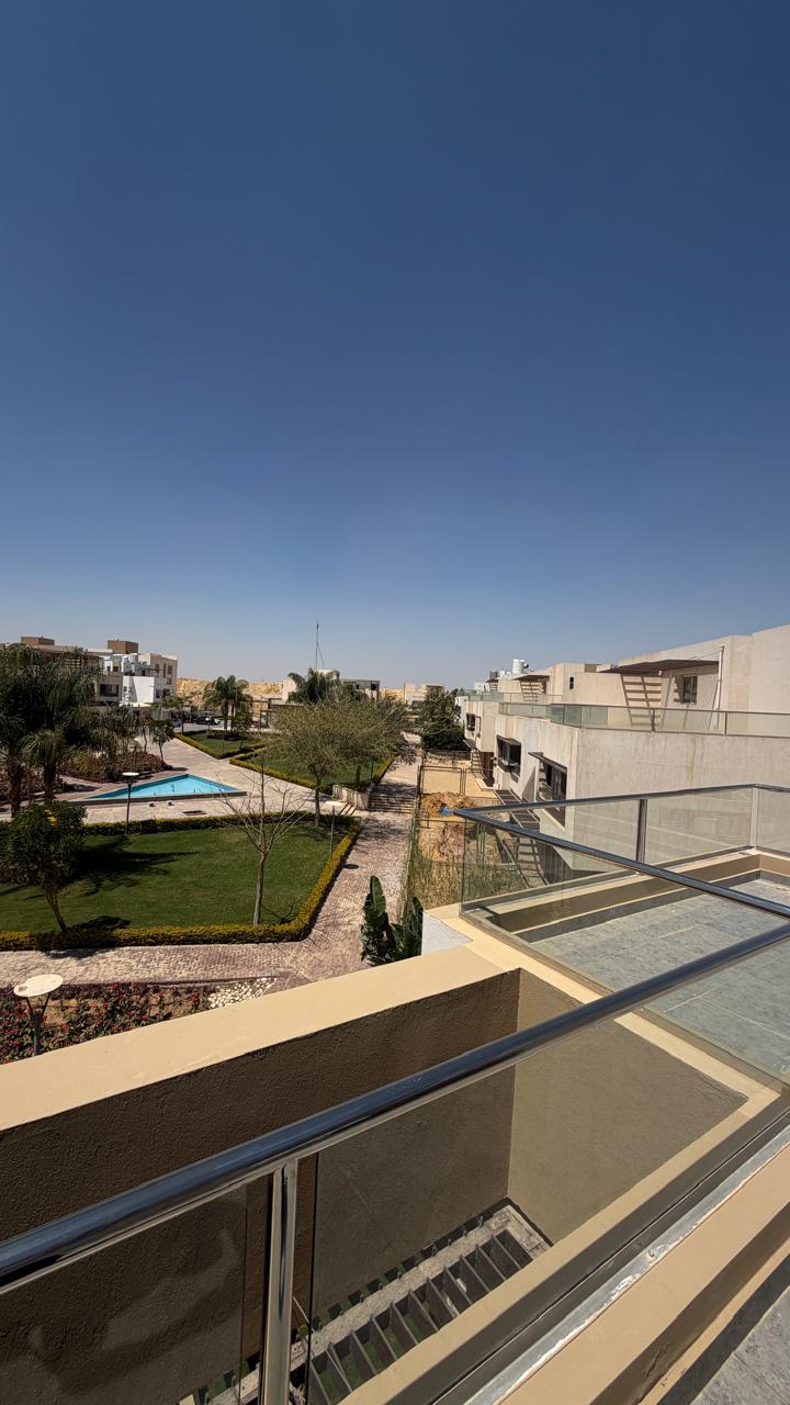 توين هاوس 5 غرف للبيع في Upville 6 أكتوبر — صورة 6