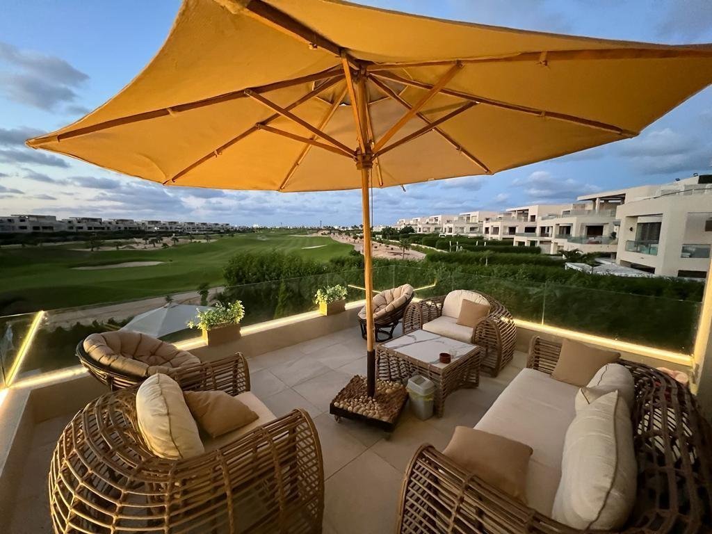 شاليه 3 غرف للبيع في Hacienda Bay الساحل الشمالي — صورة 2