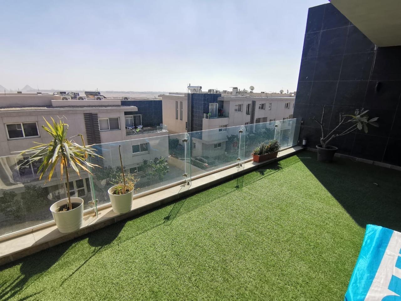 بنتهاوس 4 غرف للبيع في West Hills 6 أكتوبر — صورة 2