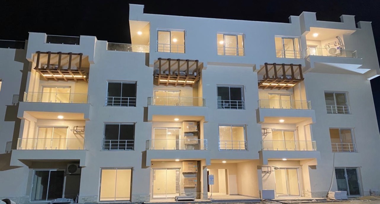 شاليه 3 غرف للبيع في Direction White رأس الحكمة — صورة 1