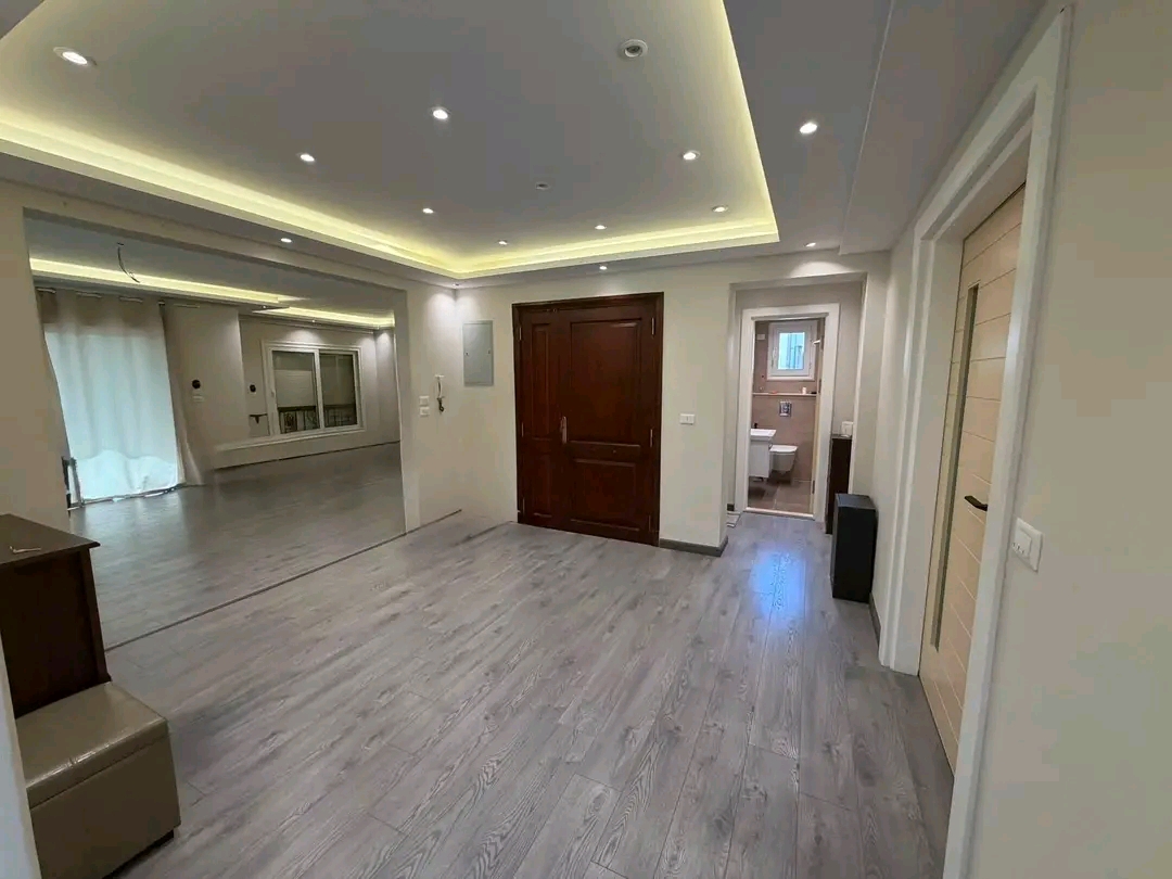 شقة 3 غرف للبيع في BEVERLY HILLS الشيخ زايد — صورة 3