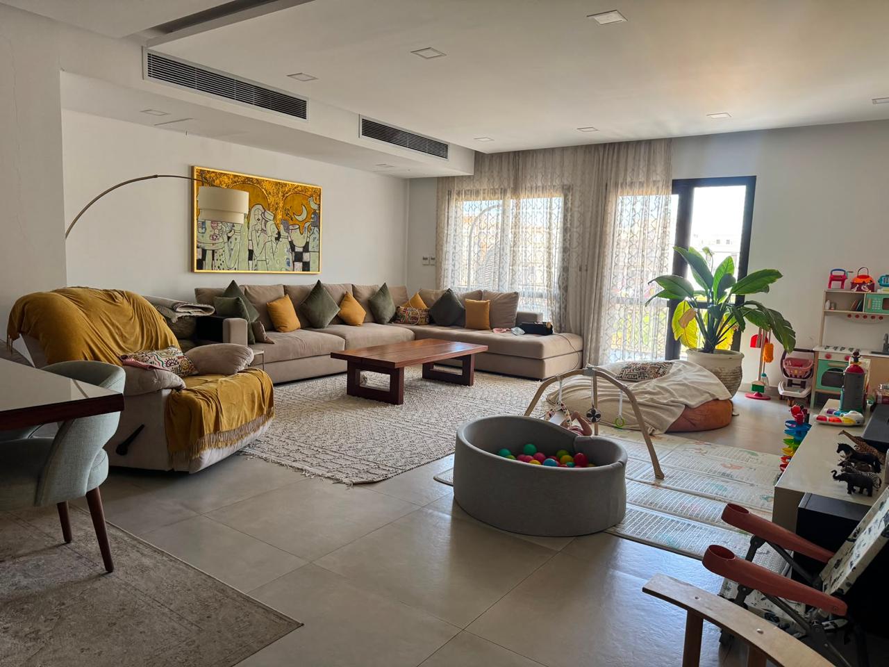 شقة 3 غرف للإيجار في Courtyard الشيخ زايد — صورة 2